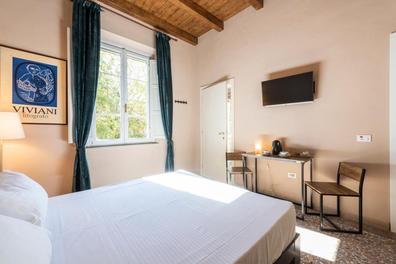 La Torre Garbata Hotel Pisa Bagian luar foto