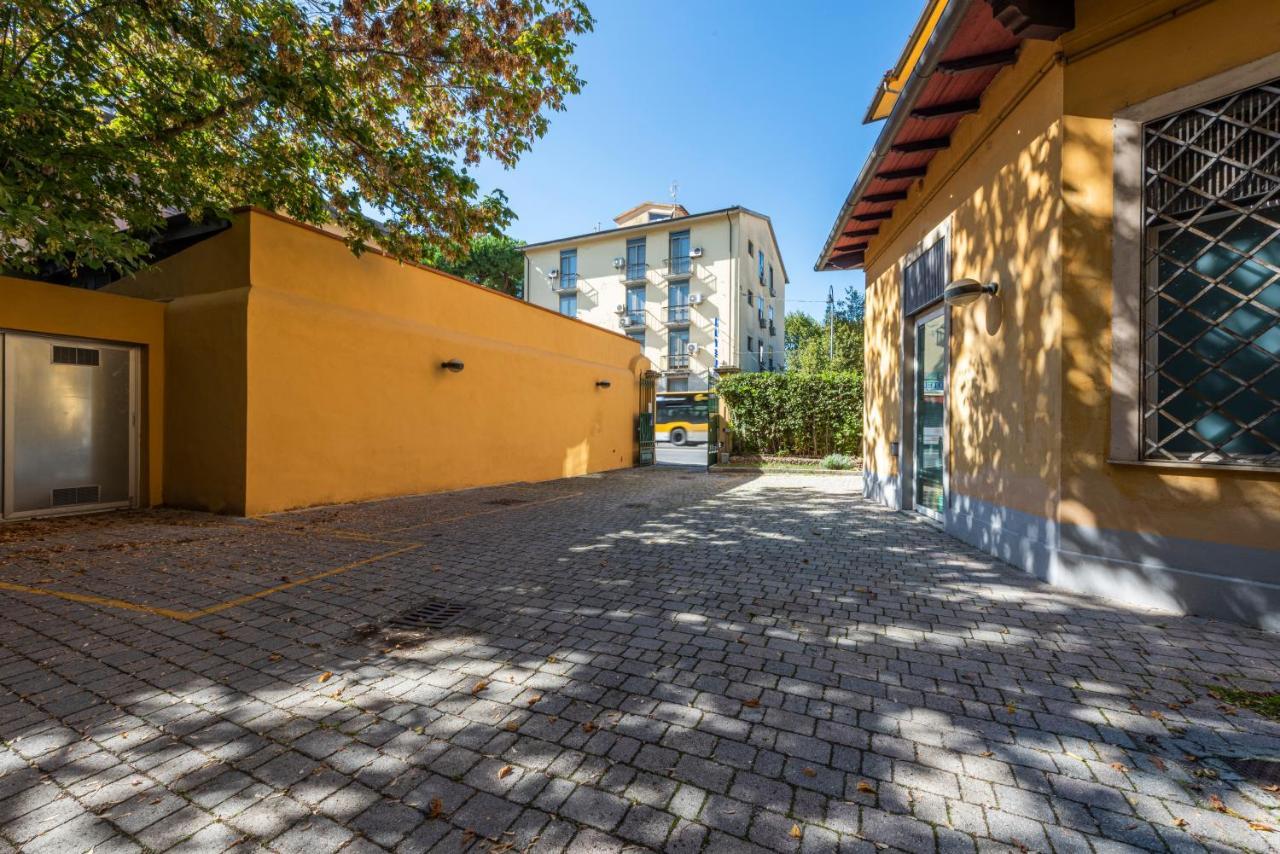 La Torre Garbata Hotel Pisa Bagian luar foto