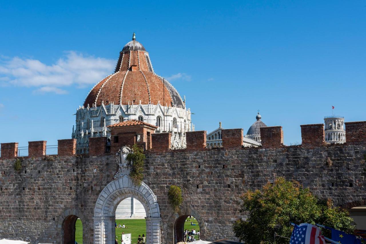 La Torre Garbata Hotel Pisa Bagian luar foto