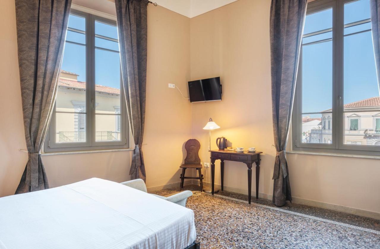 La Torre Garbata Hotel Pisa Bagian luar foto